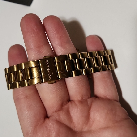 Michael Kors MK5384 Watch - Picture 6 of 9